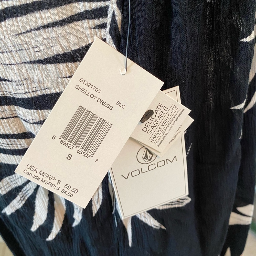 NWT VOLCOM DRESS - Picture 8 of 10